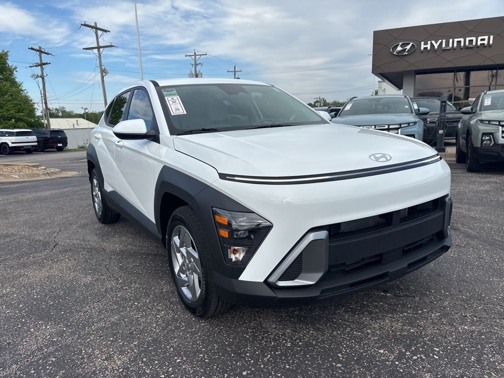 2026 Hyundai KONA SE