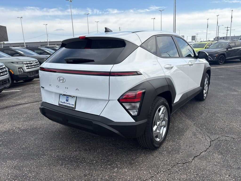 2026 Hyundai KONA SE