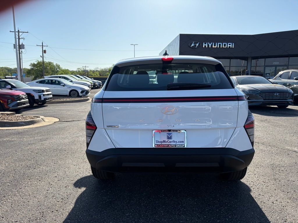 2026 Hyundai KONA SE
