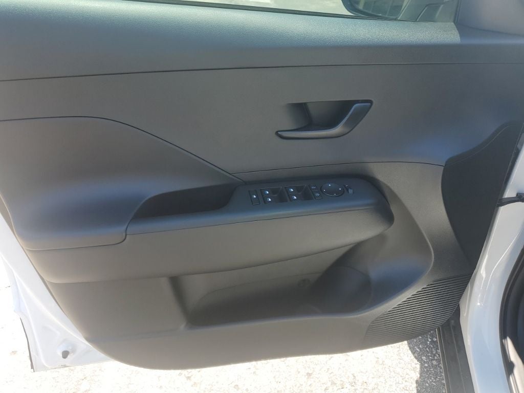 2026 Hyundai KONA SE FWD