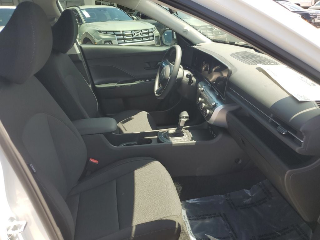 2026 Hyundai KONA SE FWD