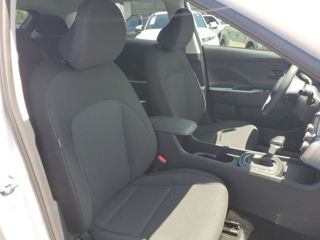 2026 Hyundai KONA SE FWD