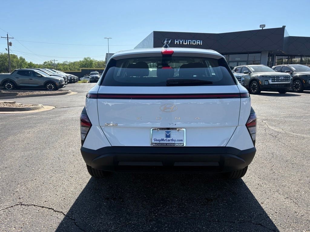 2026 Hyundai KONA SE FWD