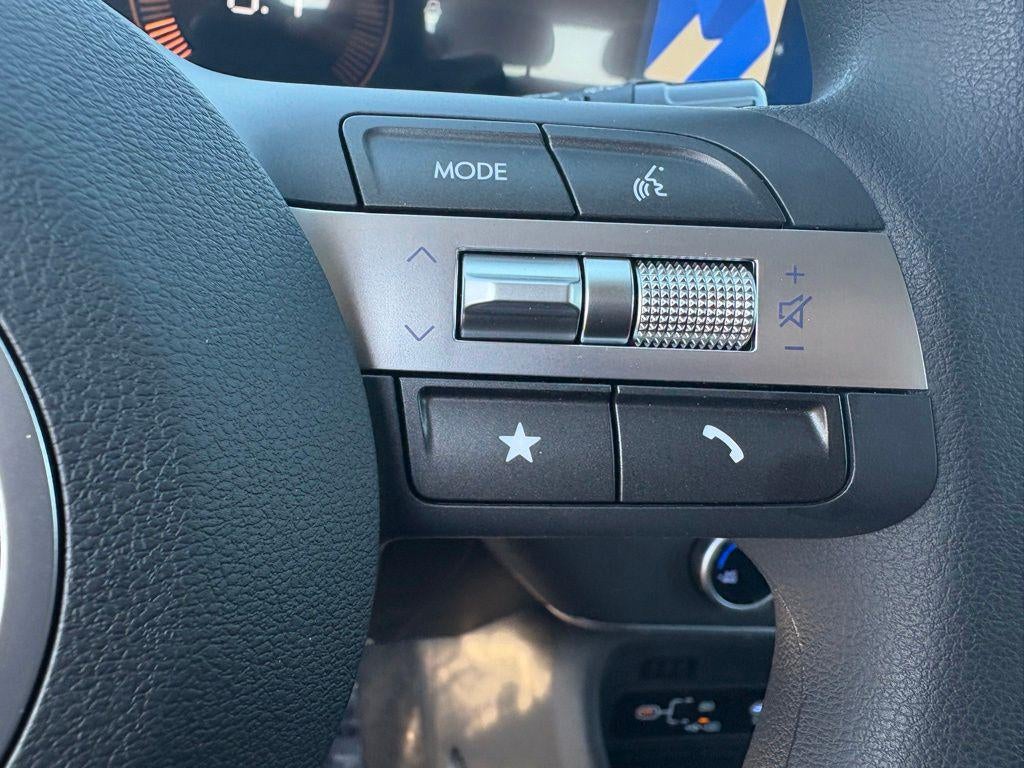 2026 Hyundai KONA SE FWD