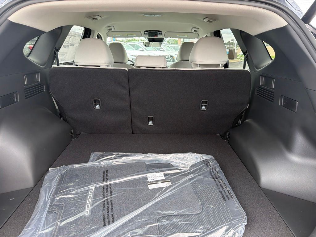 2026 Hyundai TUCSON HYBRID SEL AWD