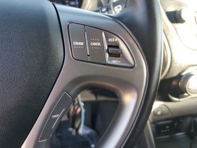 2015 Hyundai TUCSON SE