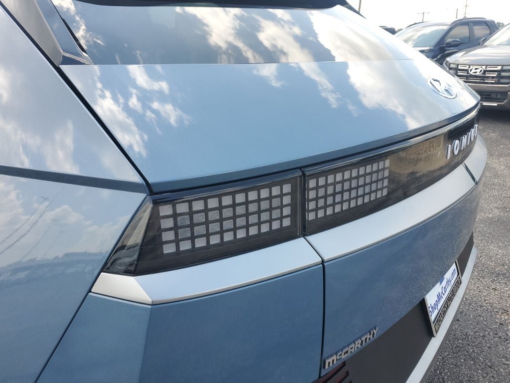 2024 Hyundai IONIQ 5 SE