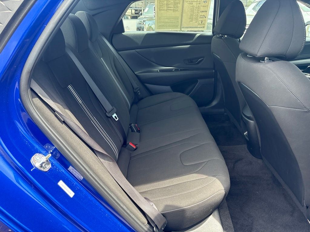 2025 Hyundai ELANTRA SEL Sport