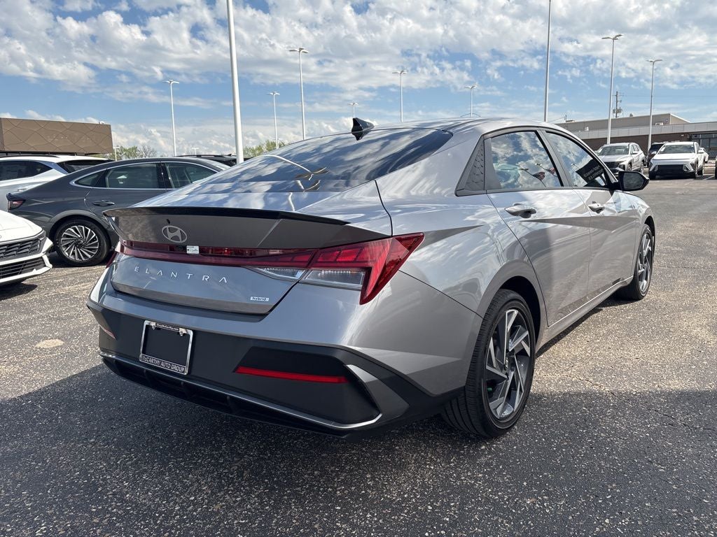 2025 Hyundai ELANTRA HYBRID SEL Sport
