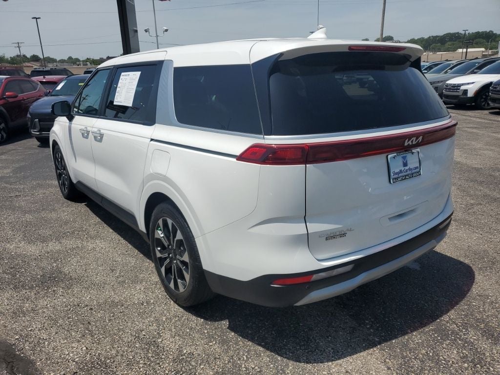 2024 Kia Carnival EX