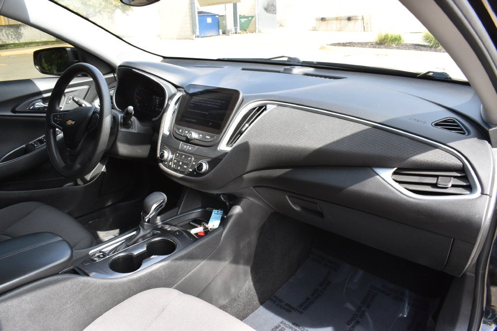 2023 Chevrolet Malibu 1LT - Photo 11