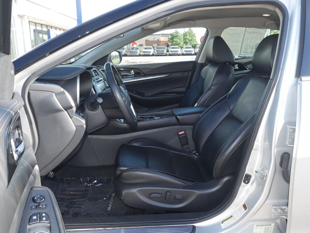 2021 Nissan Maxima SV