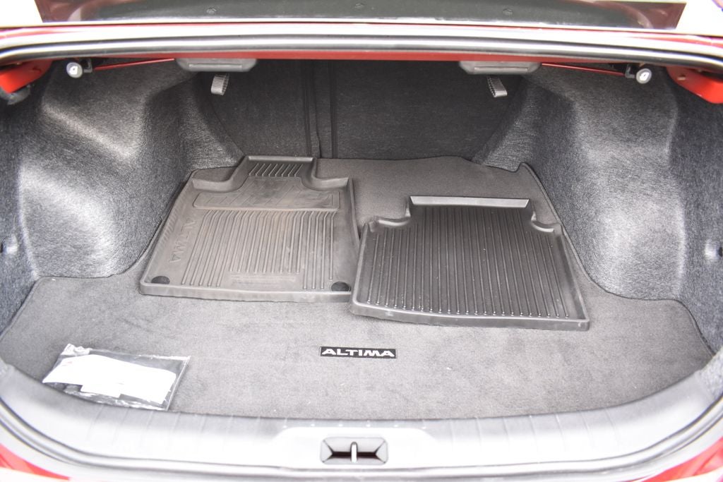 2024 Nissan Altima SR - Photo 12