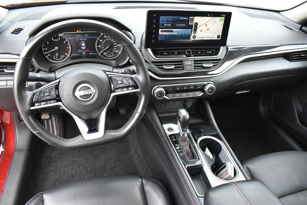 2024 Nissan Altima SR - Photo 13