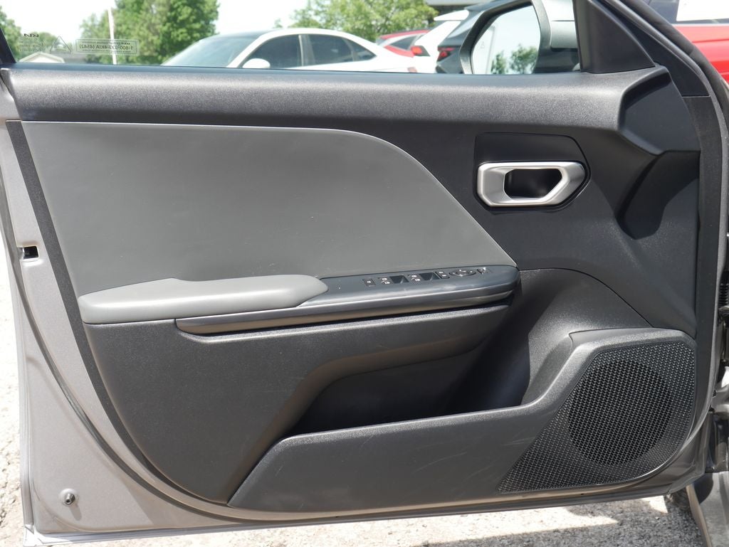 2025 Kia K4 LXS - Photo 29