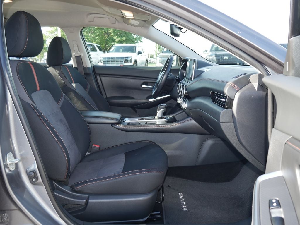 2020 Nissan Sentra SR - Photo 21