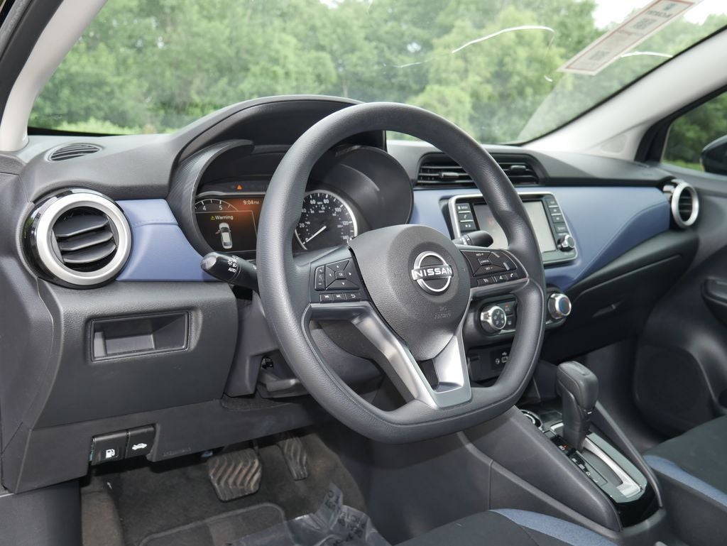 2023 Nissan Versa 1.6 SV