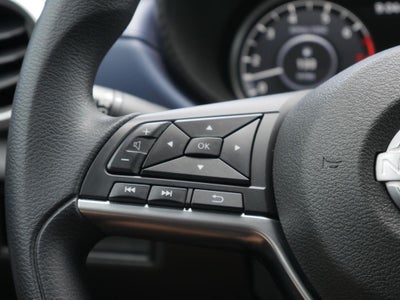 2023 Nissan Versa 1.6 SV