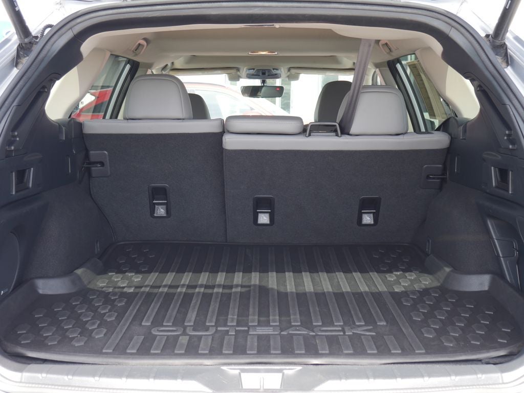 2022 Subaru Outback Limited - Photo 18