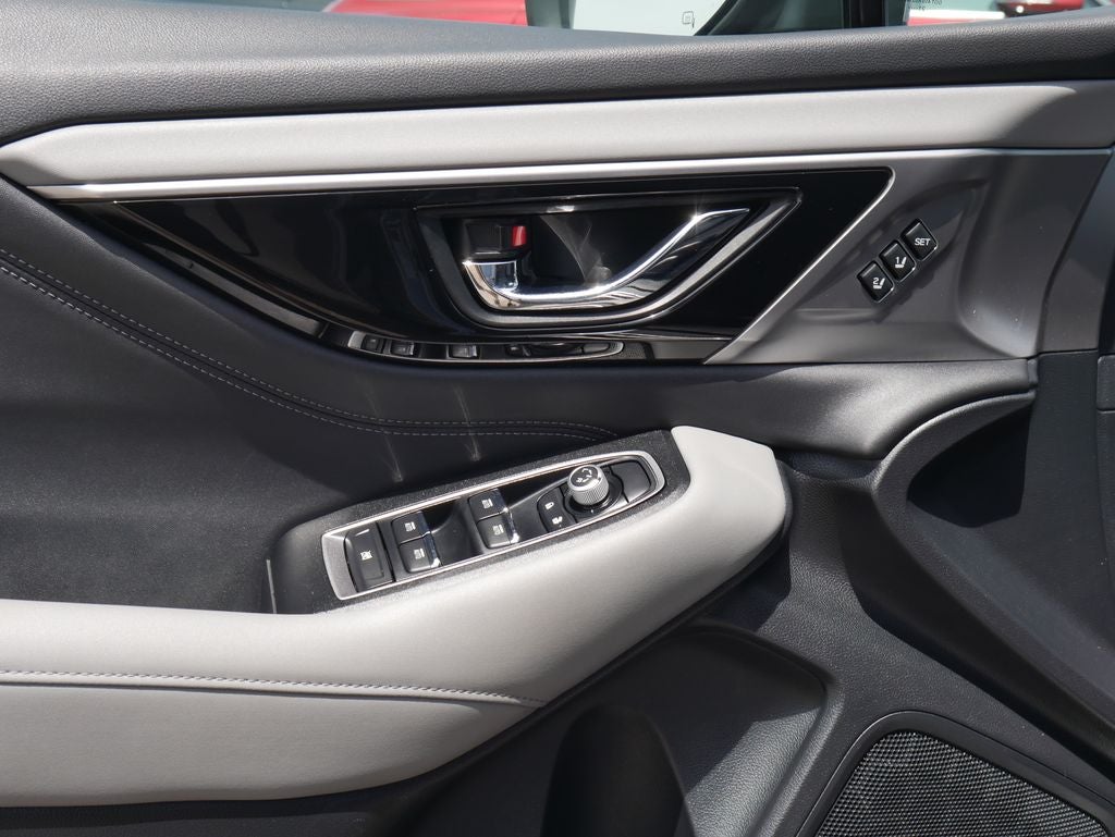 2022 Subaru Outback Limited - Photo 32