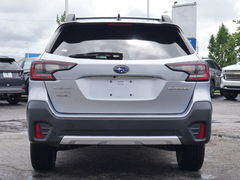 2022 Subaru Outback Limited - Photo 7