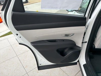 2026 Hyundai TUCSON SE FWD