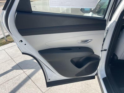 2026 Hyundai TUCSON SE AWD