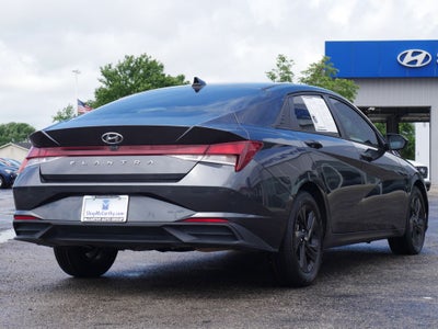2021 Hyundai ELANTRA SEL
