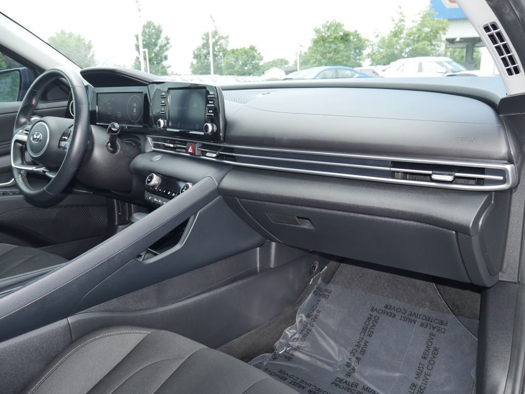 2021 Hyundai ELANTRA SEL