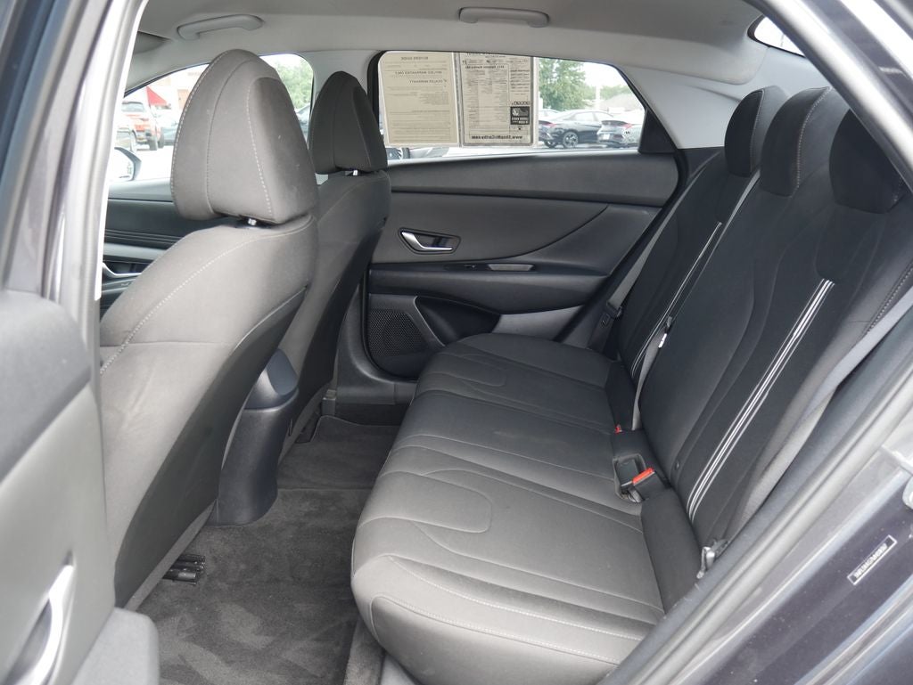 2021 Hyundai ELANTRA SEL