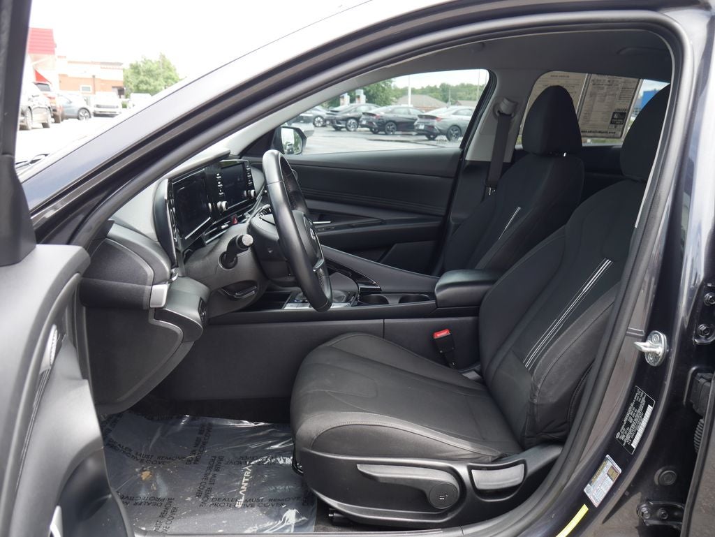 2021 Hyundai ELANTRA SEL