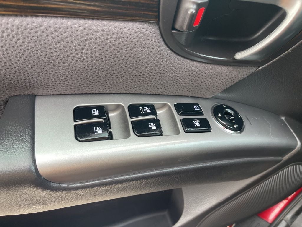2012 Hyundai SANTA FE SE