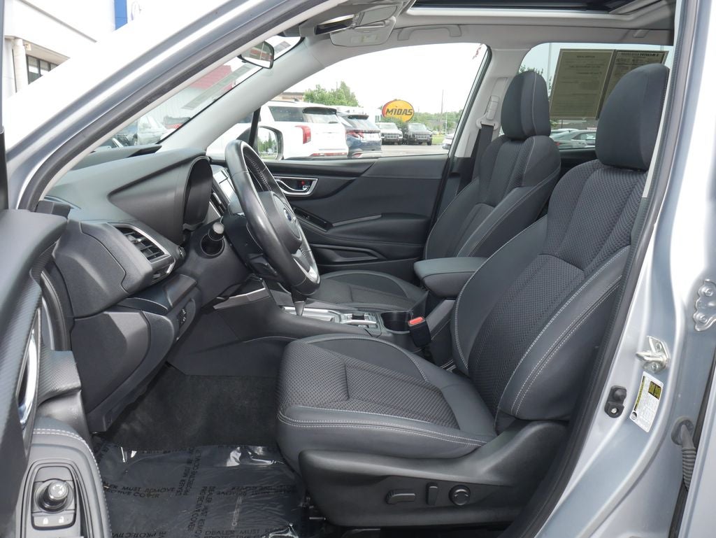 2022 Subaru Forester Premium
