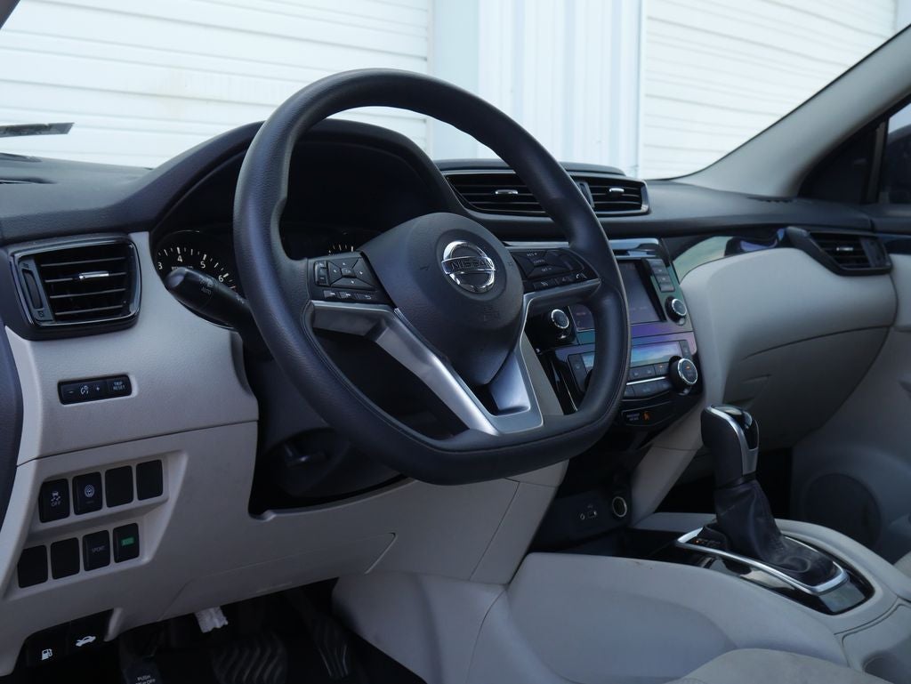 2020 Nissan Rogue Sport SV