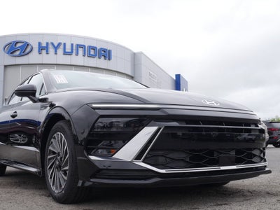 2026 Hyundai SONATA HYBRID SEL
