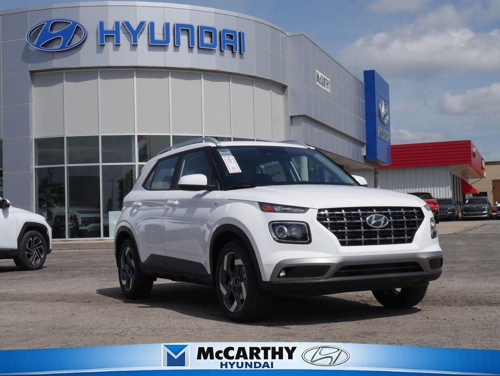 2026 Hyundai Venue SEL w/ 2-Tone Roof IVT's photo