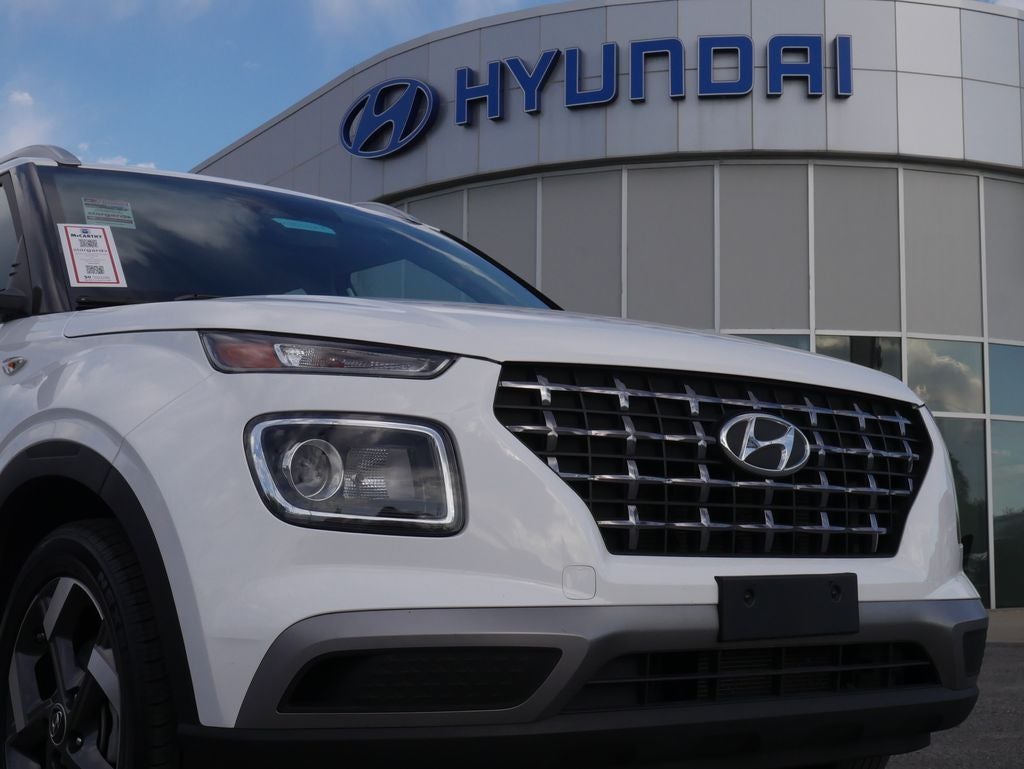 2025 Hyundai VENUE SEL